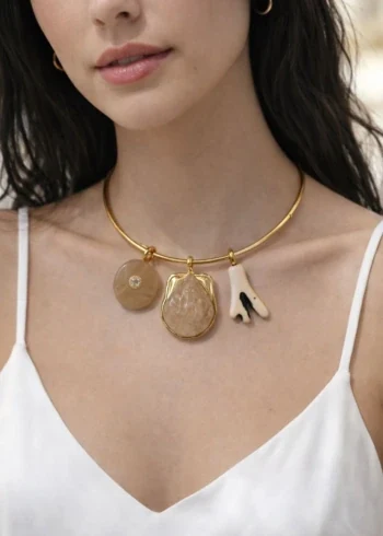 OPicoGirl - Colar Espírito Santo