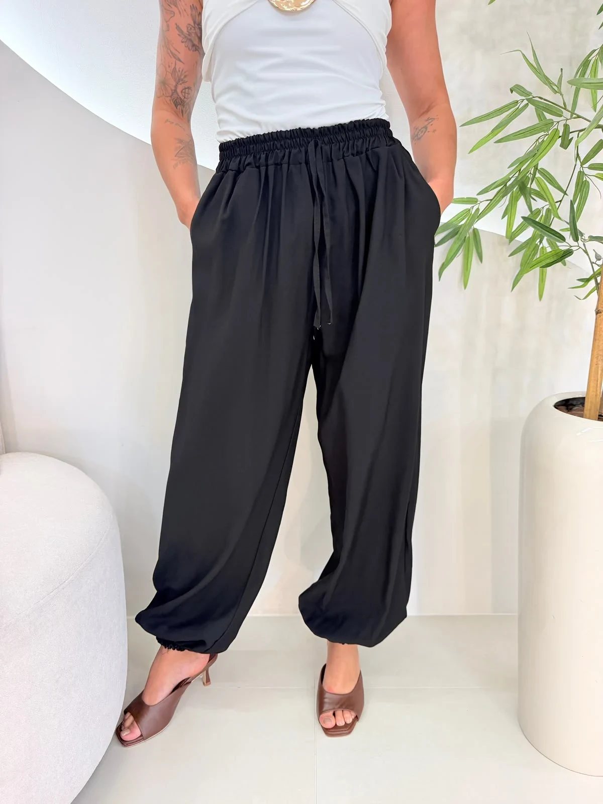 OPicoGirl – Calça Aladim – Preto OPicoGirl - Calça Aladim - Preto