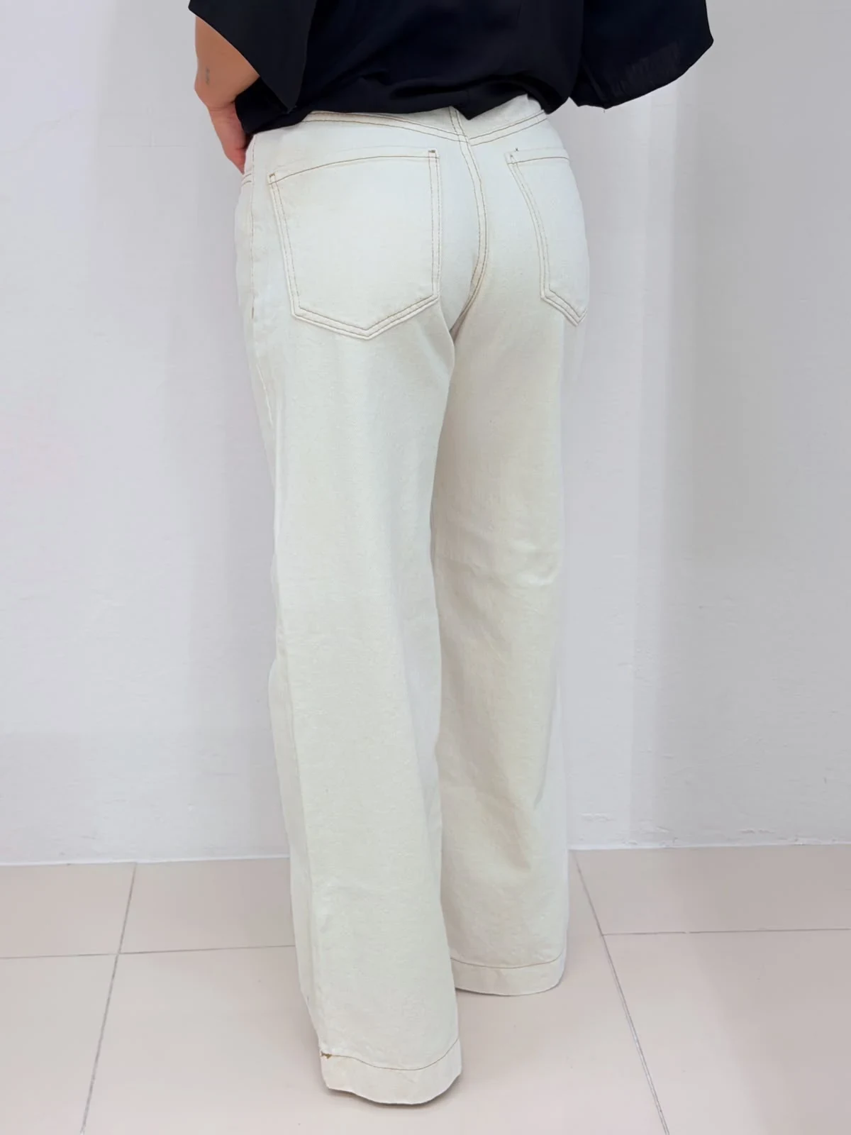 OPicoGirl – Calça Jeans Off OPicoGirl - Calça Jeans Off